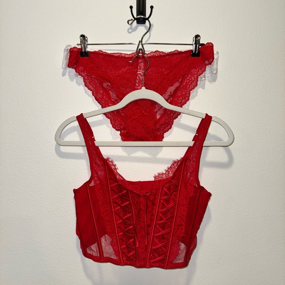 Victoria's Secret Red and White Lace Lingerie Panties Set - Picture 14 of 14